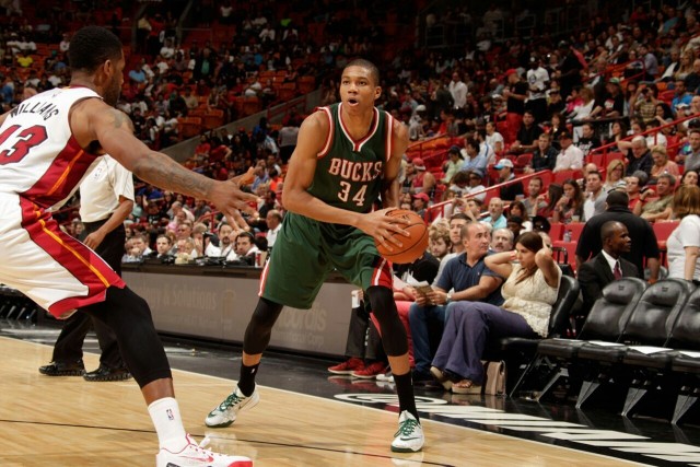 马丁30分篮网力克太阳3连胜 独行侠轻取尼克斯